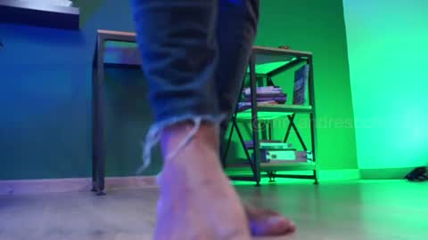 andres    online show from December 2024 10:05:02 PM