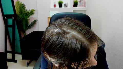 horror flying on the wings of the night.... online show from January 2025 09:00:01 AM