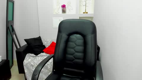 horror flying on the wings of the night.... online show from April 2026 10:45:02 AM