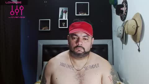 Carlos online show from December 2024 08:18:01 PM