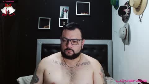 Carlos online show from December 2024 04:41:01 AM