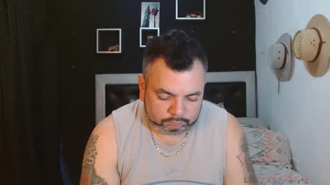 Carlos online show from January 2025 08:31:02 PM