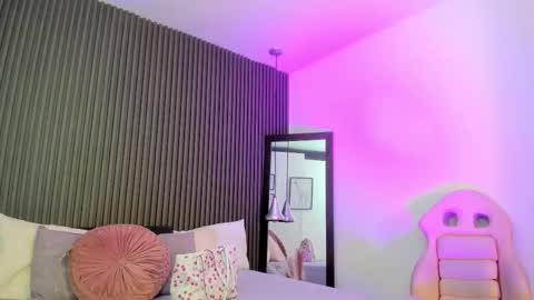 Lizza online show from September 2025 11:32:02 AM