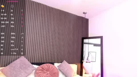 Lizza online show from September 2025 11:56:02 AM