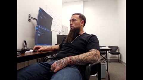 AKA perverted Step Daddy online show from December 2024 02:20:01 AM