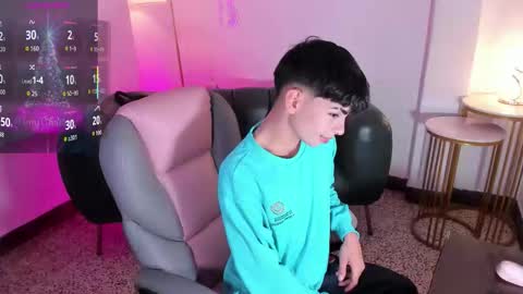 Peter online show from December 2025 06:03:01 PM