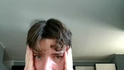 Peter Parker online show from November 2025 09:54:02 AM