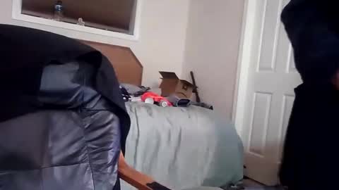 Snapshot of petes907 chatting on February 2025 06:53:02 AM 9072523824 online show from February 2025 06:53:02 AM