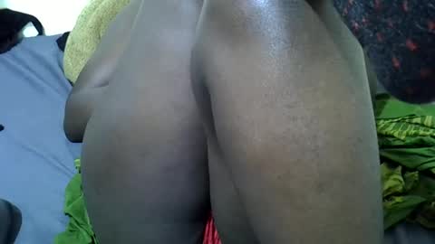 petite234 online show from November 2025 06:01:01 AM