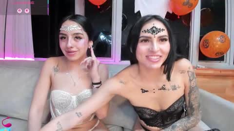 Snapshot of petite_linda chatting on October 2025 01:08:02 AM Linda online show from October 2025 01:08:02 AM