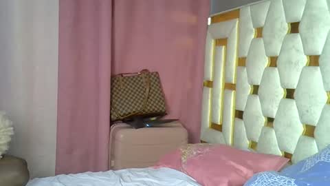 Lunar online show from November 2025 02:55:02 PM