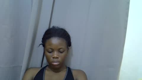 petite_melan online show from September 2025 11:36:01 AM