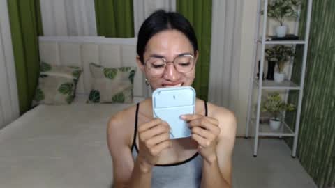 Snapshot of petiteasianmarian chatting on March 2025 02:07:02 AM bigcock Marian online show from March 2025 02:07:02 AM