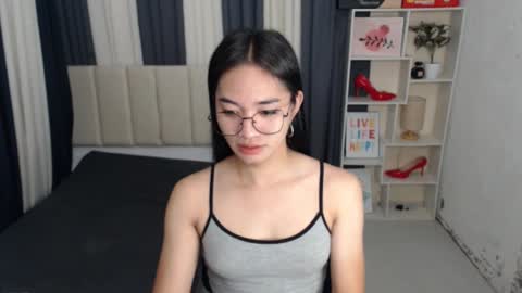 Snapshot of petiteasianmarian chatting on September 2025 06:13:01 AM bigcock Marian online show from September 2025 06:13:01 AM