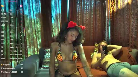 Snapshot of petitebubblegum chatting on February 2026 07:02:01 AM Caramel princesa online show from February 2026 07:02:01 AM