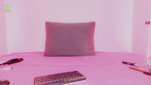 Charlize XL online show from February 2025 01:35:01 AM