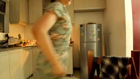 Lunna online show from April 2026 02:15:02 AM