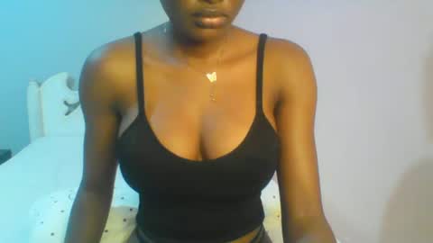 Snapshot of petiteediva chatting on June 2026 02:50:01 AM diva online show from June 2026 02:50:01 AM