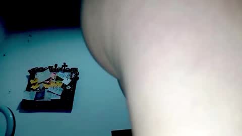 danna online show from December 2025 04:18:02 AM