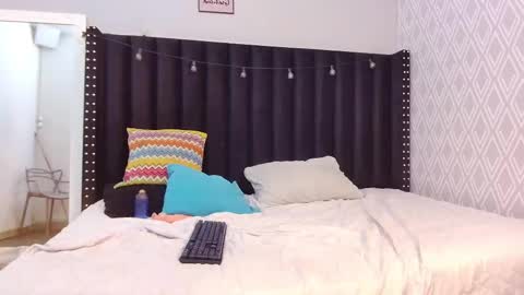 little sharon online show from February 2025 02:12:01 AM