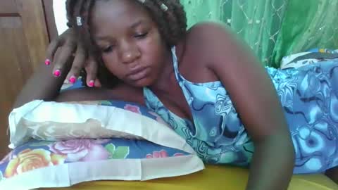 petitesweetchiq online show from February 2026 08:22:02 AM