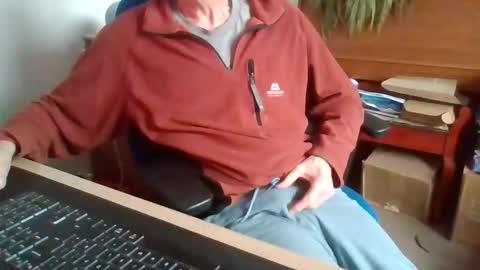 petitwilly online show from February 2026 02:32:02 PM