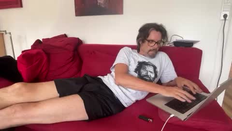 Snapshot of petmario chatting on July 2026 01:18:01 PM petmario online show from July 2026 01:18:01 PM
