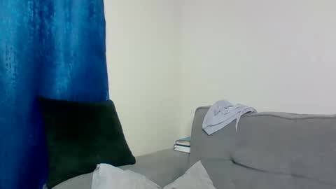 Arielle online show from December 2025 12:19:01 AM