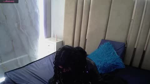 Moon  online show from November 2025 01:54:02 PM