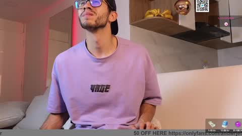 phantom_bigger1 online show from February 2025 11:32:02 AM