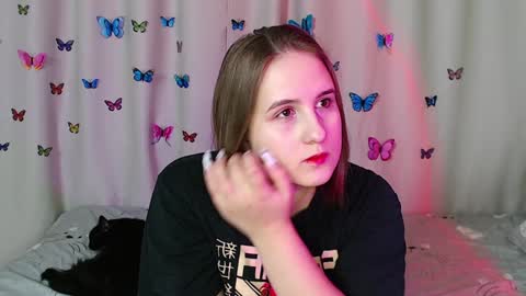 phantommira online show from December 2024 07:03:02 PM