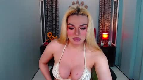 Snapshot of phenominalduodiva chatting on February 2025 12:31:01 PM cervena online show from February 2025 12:31:01 PM