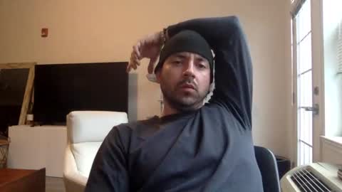 Snapshot of phillip8819 chatting on December 2024 06:20:02 PM phillip online show from December 2024 06:20:02 PM