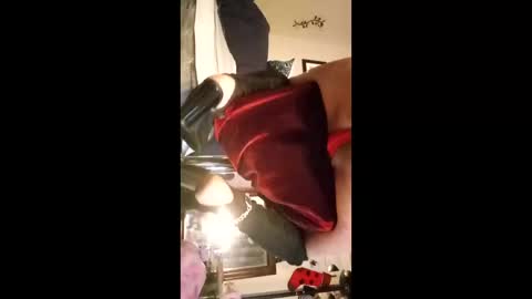 phillipdee online show from April 2026 05:22:02 PM