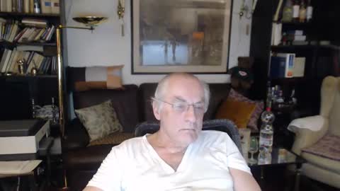 Philippe online show from February 2025 10:51:01 PM