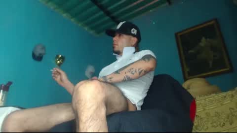 Snapshot of phlilloyhighclouds chatting on December 2024 09:42:01 AM phlilloyhighclouds online show from December 2024 09:42:01 AM