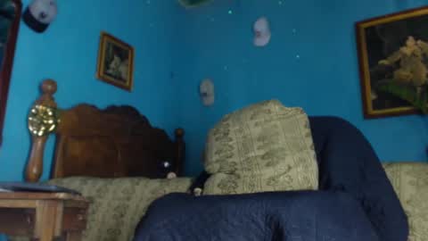 Snapshot of phlilloyhighclouds chatting on February 2025 01:33:02 PM phlilloyhighclouds online show from February 2025 01:33:02 PM