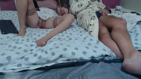 Snapshot of phoenix_aurora_ chatting on November 2025 11:48:01 PM Phoenix and Aurora online show from November 2025 11:48:01 PM