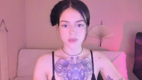 Snapshot of phoenixx_x chatting on April 2026 08:58:02 PM phoenixx_x online show from April 2026 08:58:02 PM