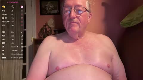 Snapshot of phrodeaux chatting on March 2026 07:15:01 AM Phrodeaux online show from March 2026 07:15:01 AM