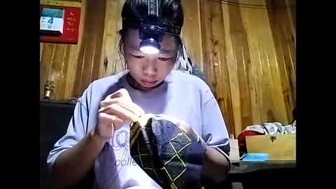 Snapshot of phuong_vietnam chatting on April 2026 10:43:02 PM phuong_vietnam online show from April 2026 10:43:02 PM