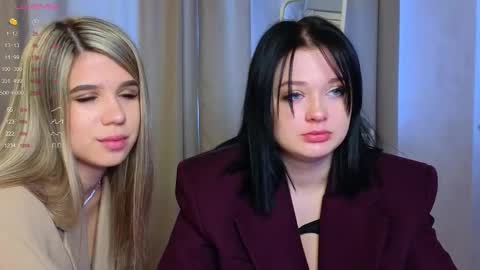 Snapshot of phyllisheart chatting on March 2025 08:35:01 AM Lora black and Lili blonde welcome you here online show from March 2025 08:35:01 AM