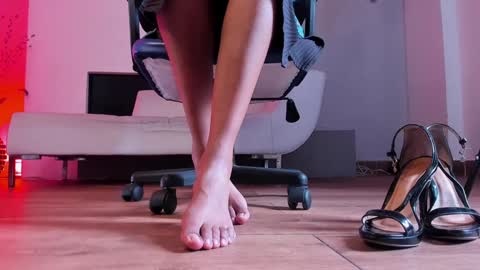 Snapshot of pia_mo chatting on January 2025 07:26:01 PM Special Couple Show - WELCOME TO XMAS 5 and 6 December - 2 at 8 pm COL hour online show from January 2025 07:26:01 PM