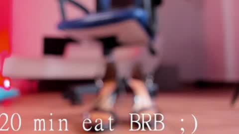 Snapshot of pia_mo chatting on January 2025 10:28:02 PM Special Couple Show - WELCOME TO XMAS 5 and 6 December - 2 at 8 pm COL hour online show from January 2025 10:28:02 PM