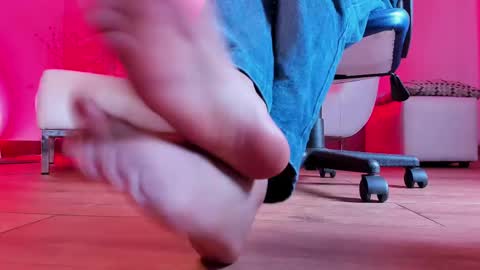 Snapshot of pia_mo chatting on February 2025 08:24:01 PM Special Couple Show - WELCOME TO XMAS 5 and 6 December - 2 at 8 pm COL hour online show from February 2025 08:24:01 PM