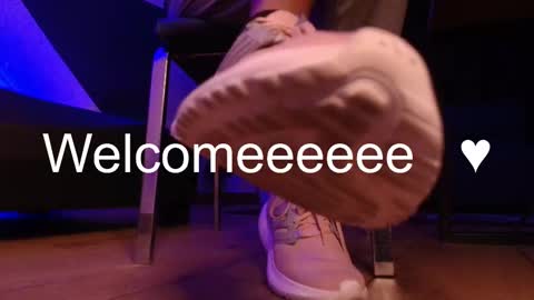 Snapshot of pia_mo chatting on November 2025 02:36:01 AM Special Couple Show - WELCOME TO XMAS 5 and 6 December - 2 at 8 pm COL hour online show from November 2025 02:36:01 AM