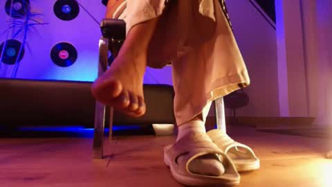 Snapshot of pia_mo chatting on November 2025 01:59:02 AM Special Couple Show - WELCOME TO XMAS 5 and 6 December - 2 at 8 pm COL hour online show from November 2025 01:59:02 AM