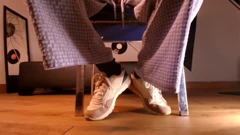 Snapshot of pia_mo chatting on November 2025 01:00:02 AM Special Couple Show - WELCOME TO XMAS 5 and 6 December - 2 at 8 pm COL hour online show from November 2025 01:00:02 AM