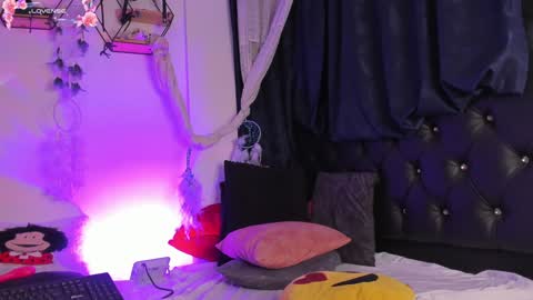  PIA FISHER  online show from February 2025 10:54:02 AM