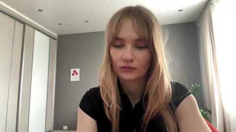 Kristie online show from June 2026 05:12:01 AM
